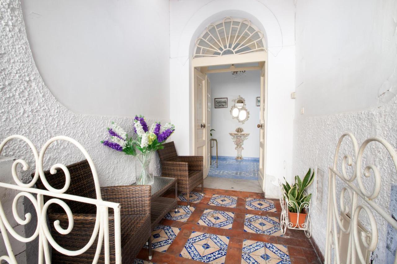 Piazza Tasso B&B Relais Sorrento Exterior photo