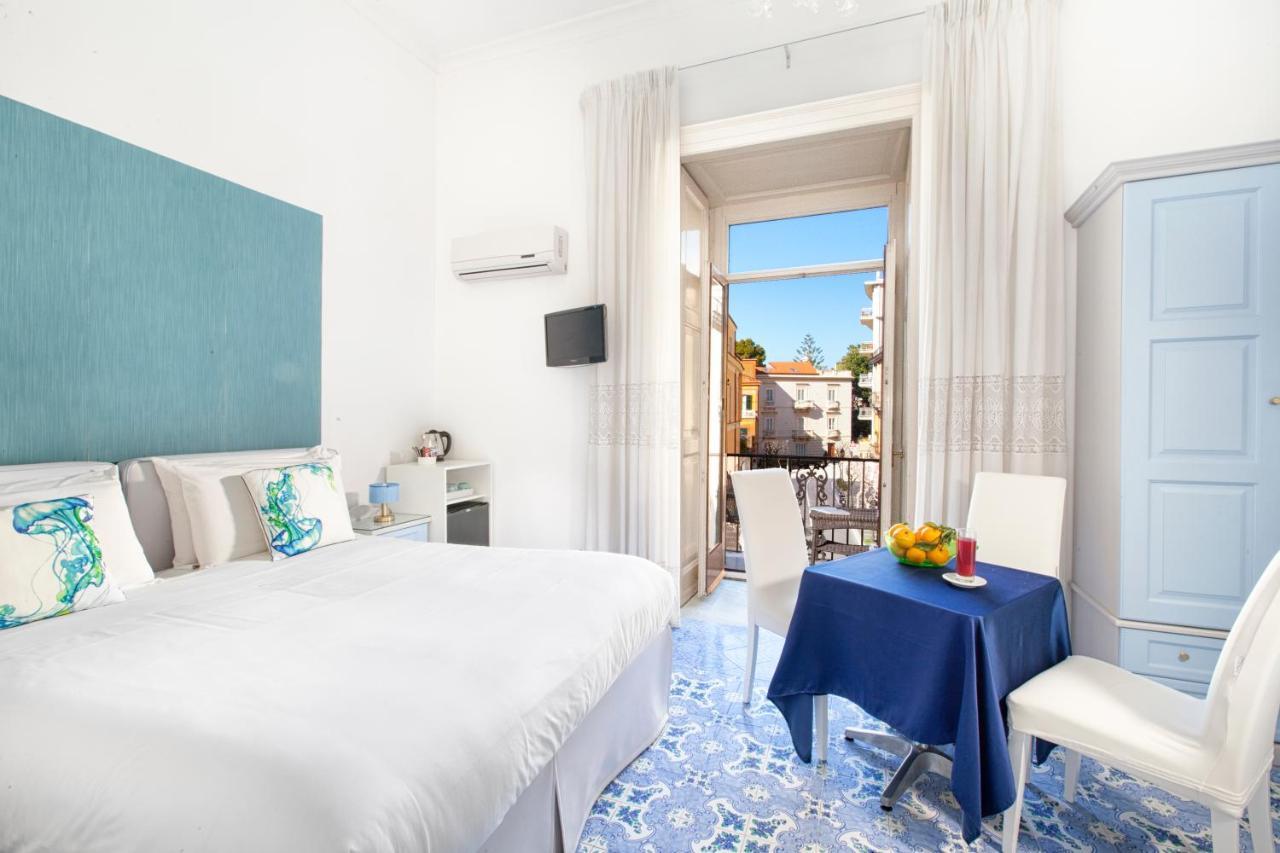 Piazza Tasso B&B Relais Sorrento Exterior photo